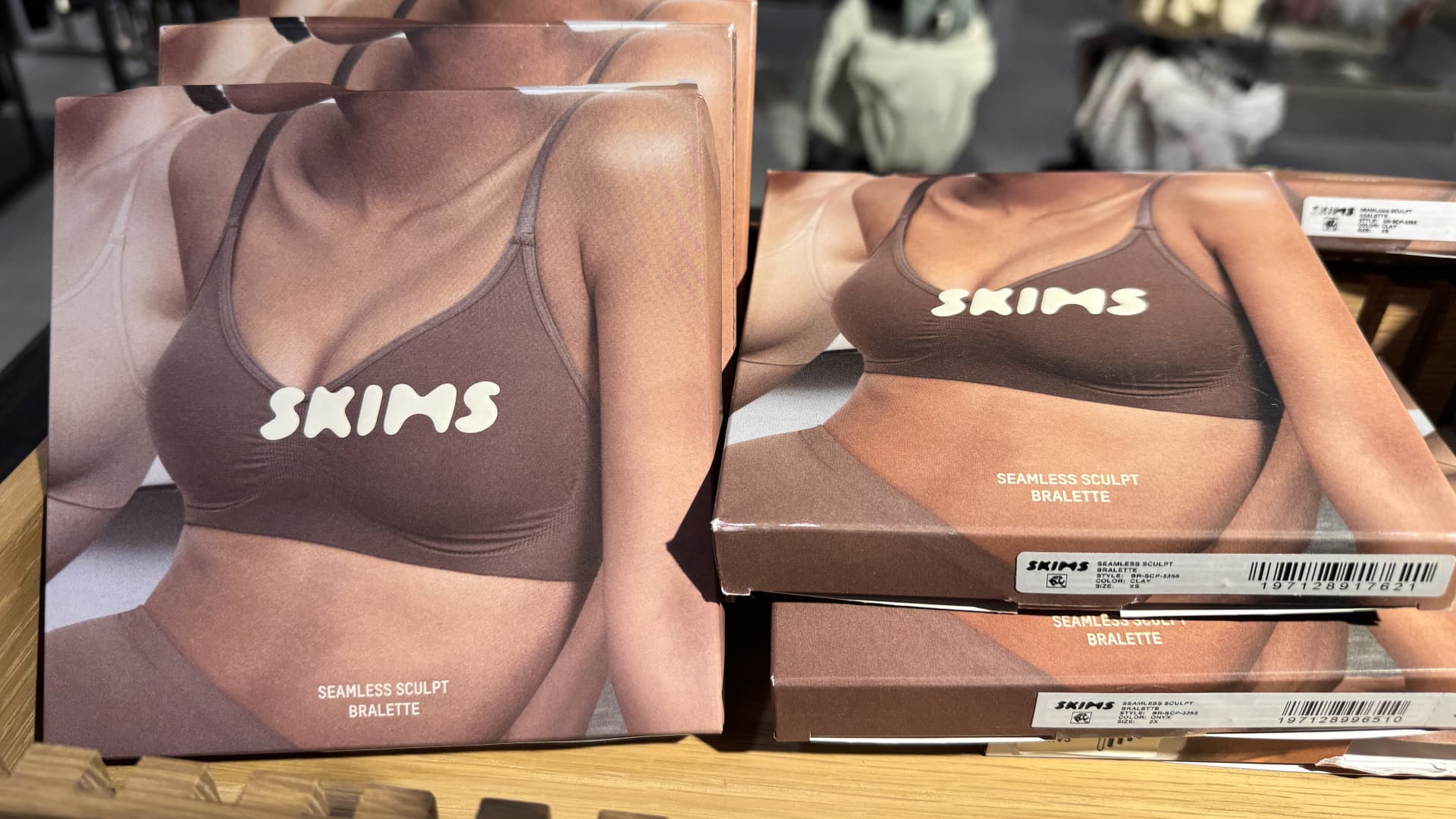 Skims valued at $5 billion after new funding round as it accelerates store expansion