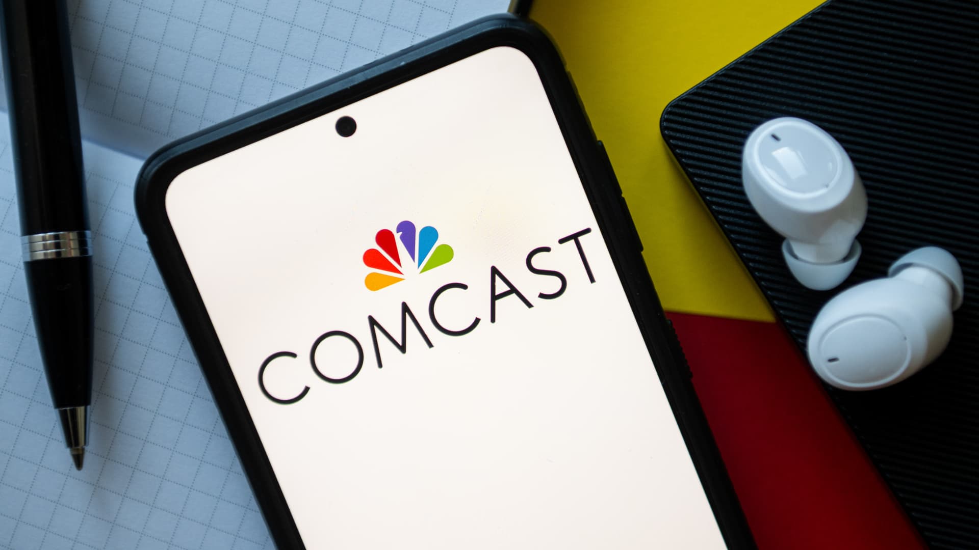 Comcast launches prepaid and month-to-month internet and phone plans - CNBC