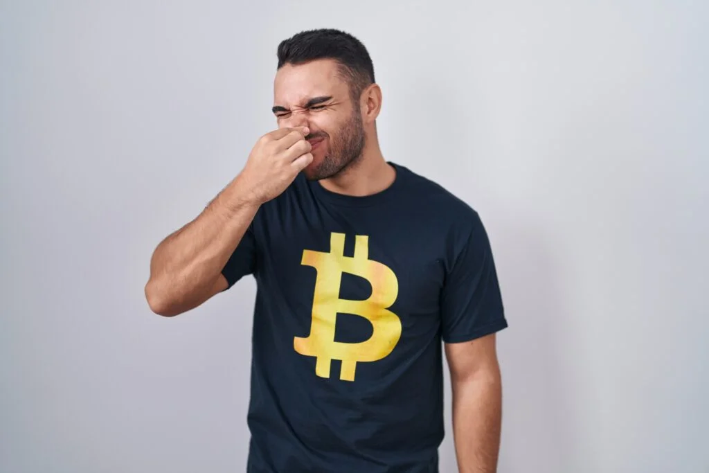 Solana, Fartcoin Whale Trader Up $10 Million But Down 6 Figures On XRP Short: What Gives?