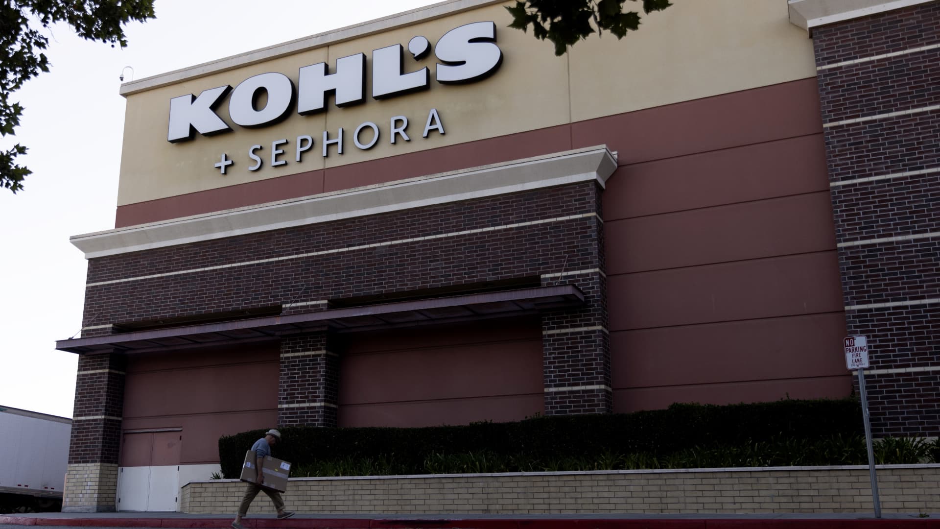 How Kohl's lost its way — and is trying to become relevant again