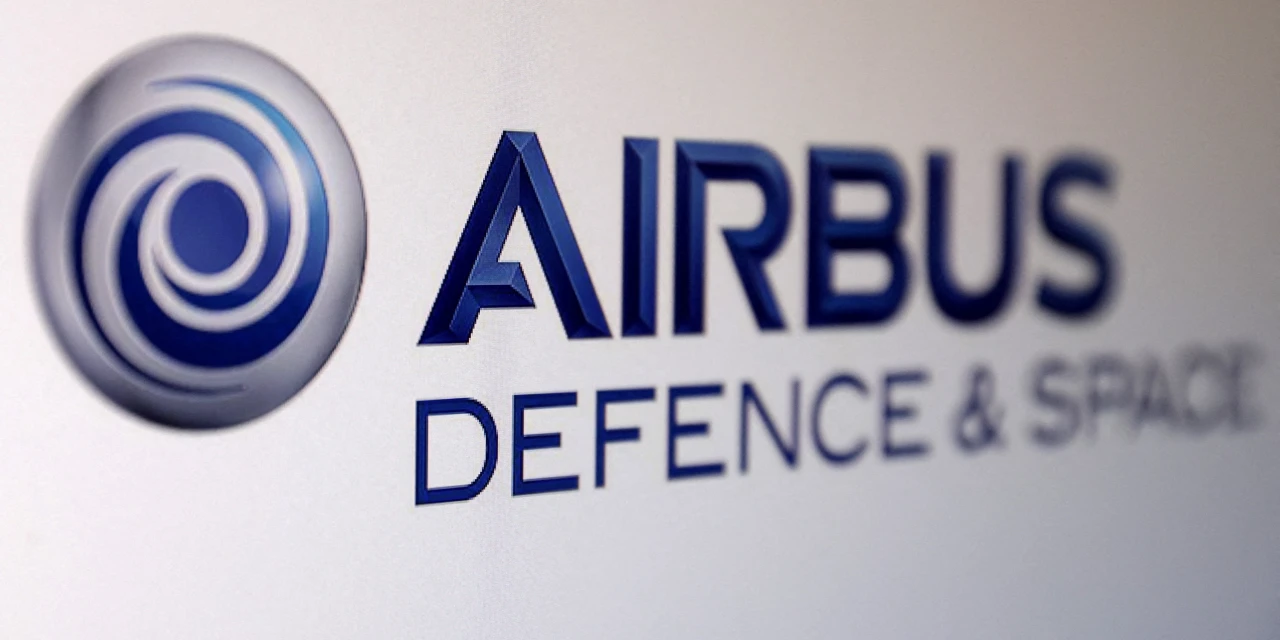 Airbus Cuts A220 Production Target Due to Supply-Chain Woes