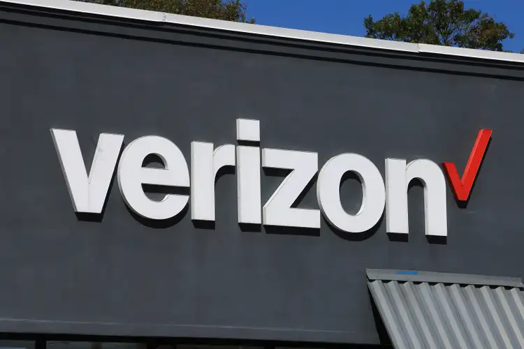 Morgan Stanley resumes coverage on Verizon and Frontier with a neutral view