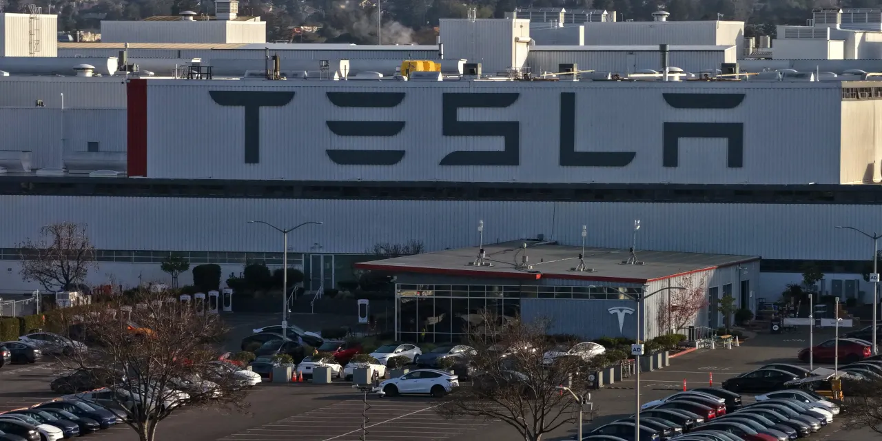 Tesla Stock Is Up After SpaceX Filing. The Two Are Getting Closer to a Merger.