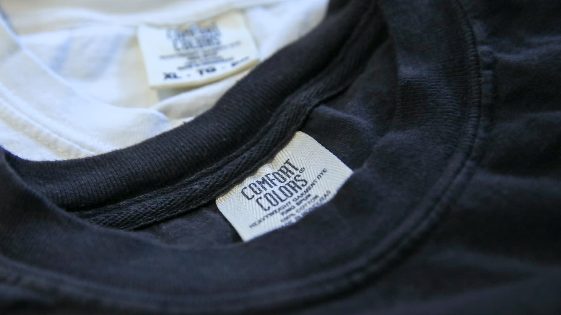 From fraternities to women's soccer, this under-the-radar T-shirt brand is popping up everywhere