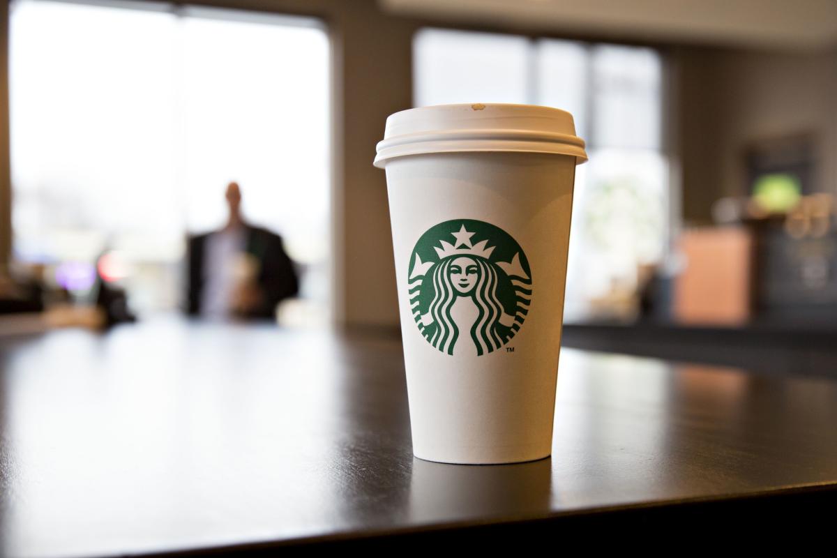 Starbucks Slips as Lingering China Weakness Hits Results