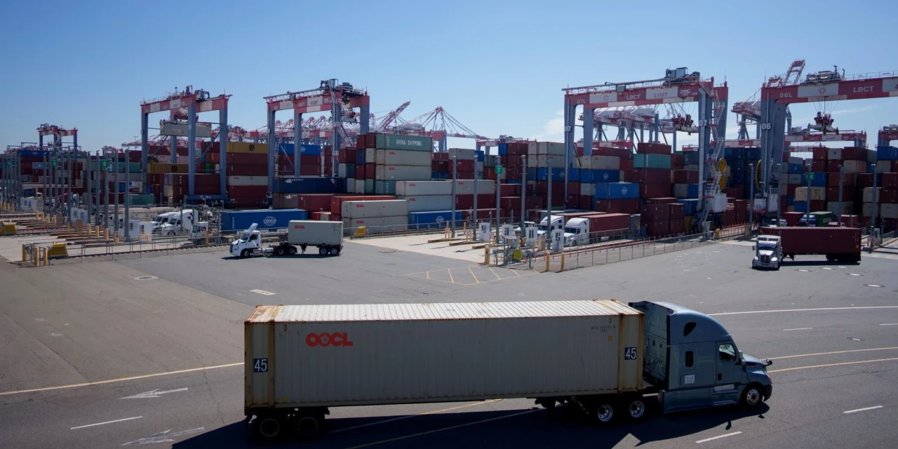 Transportation Costs to Keep Climbing, Says Schneider National CEO