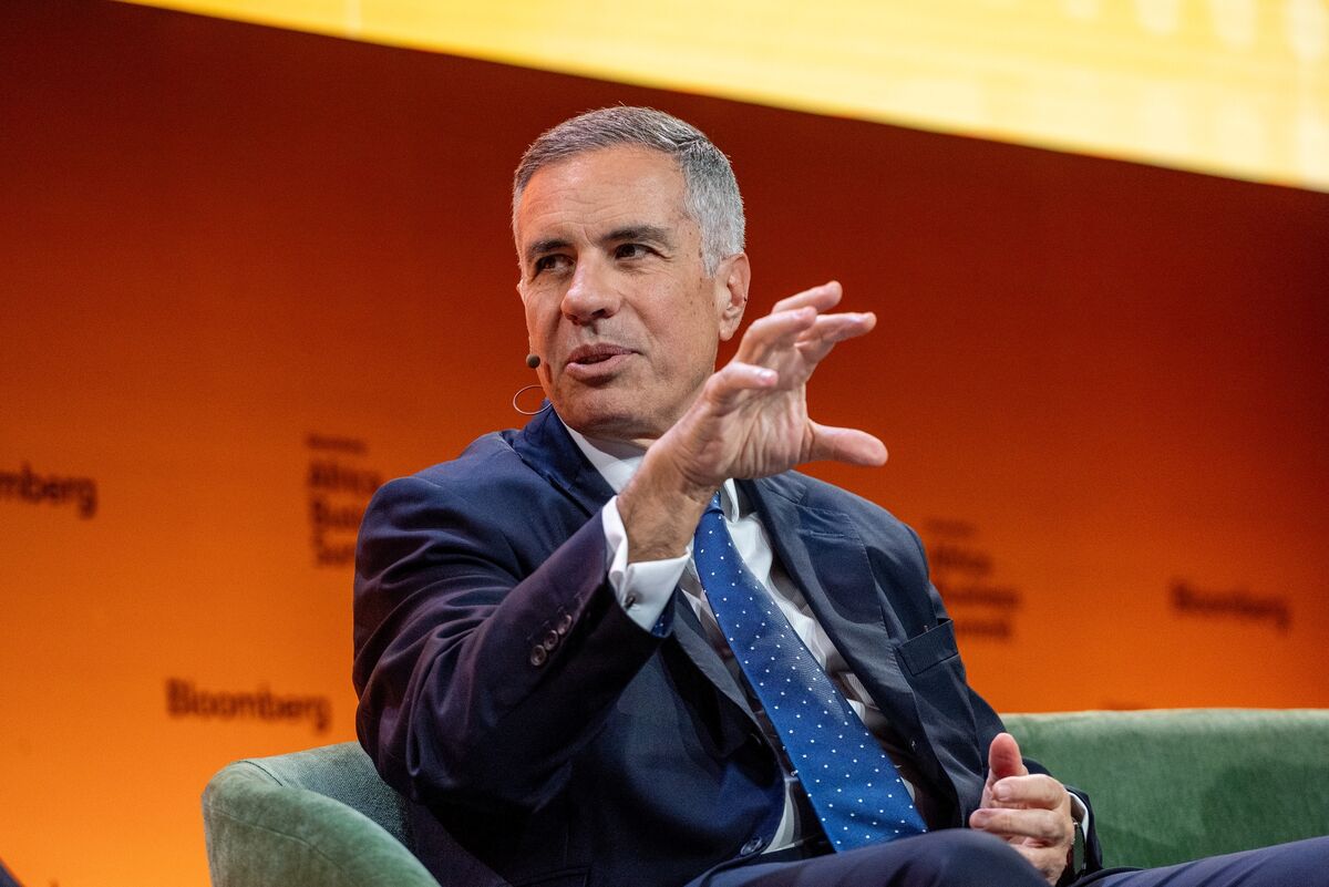 JPMorgan’s Pinto Warns of Possible ‘Correction’ in AI Valuations