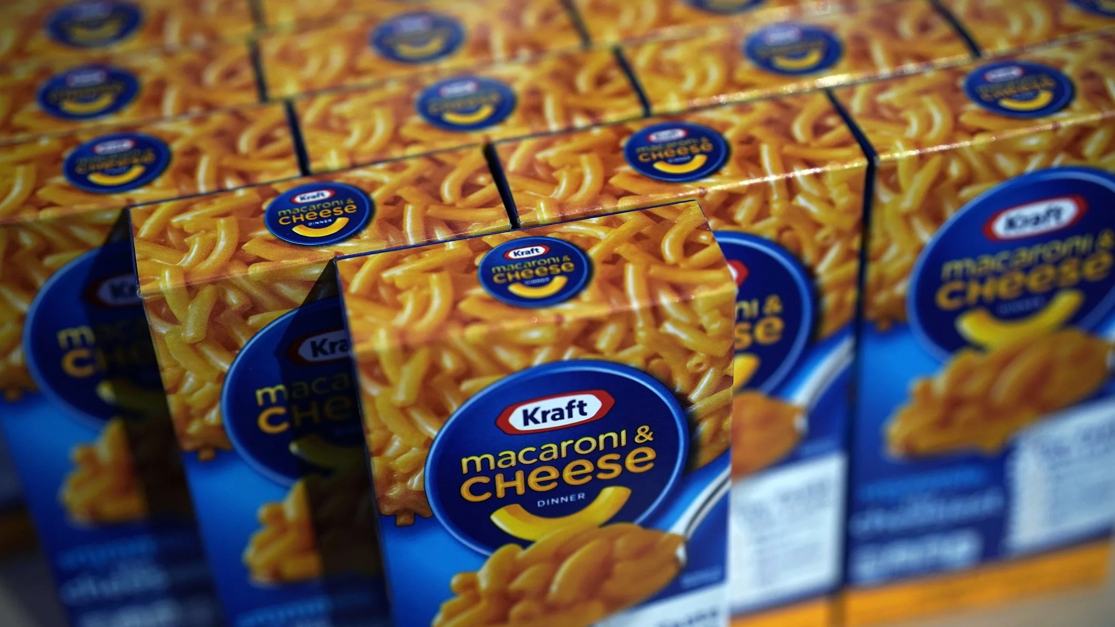 Packaged food giant Kraft Heinz explores potential break-up