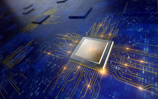 QCOM Lags Industry Year to Date: What's the Next Move for Investors?