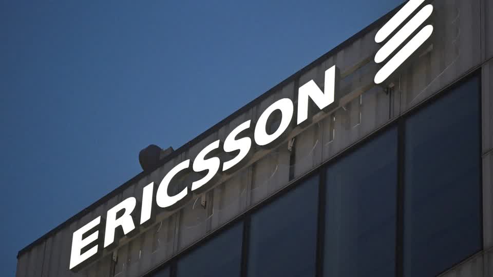 Ericsson beats forecasts, eyes demand rebound - Yahoo Finance