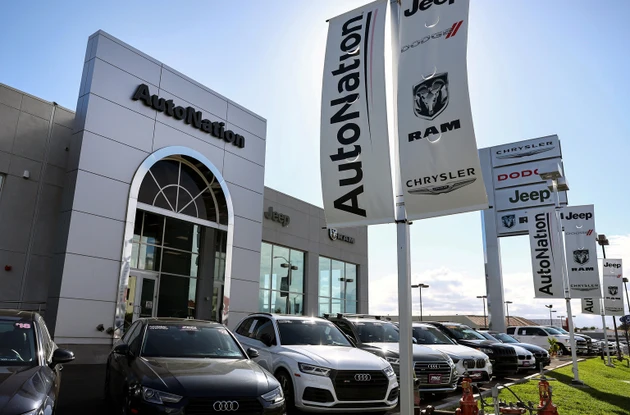 AutoNation announces additional up to $1B share repurchase authorization