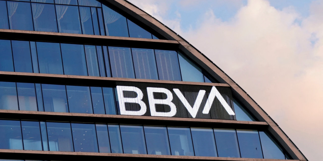 BBVA Raises Profitability Outlook, Plans $2.3 Billion Buyback