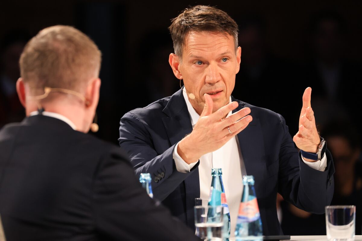 Europe Must Urgently Boost Military Strength, Airbus Chair Says