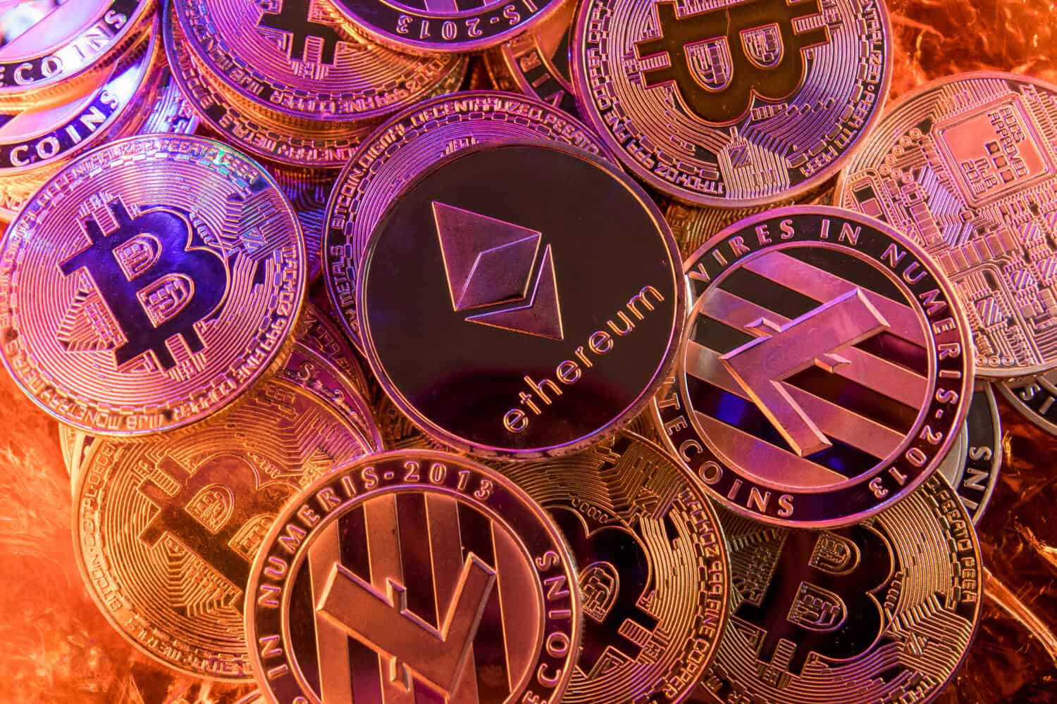 Ethereum ETFs Outpace Bitcoin ETFs in 2026 Inflows