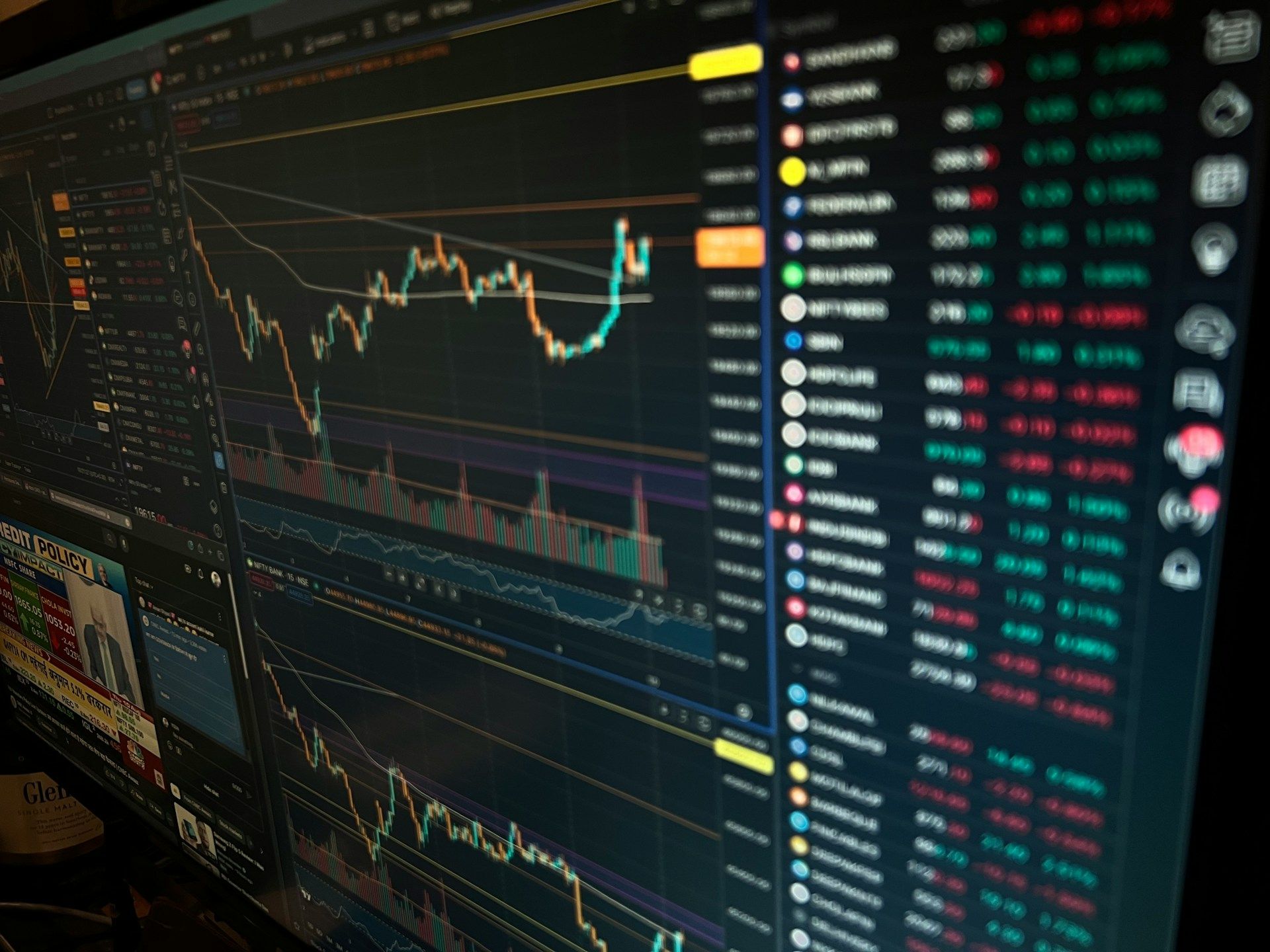 Bitcoin Regains $110K After Weekend Sell-Off; ADA, DOGE Lead Uptick in Crypto Majors