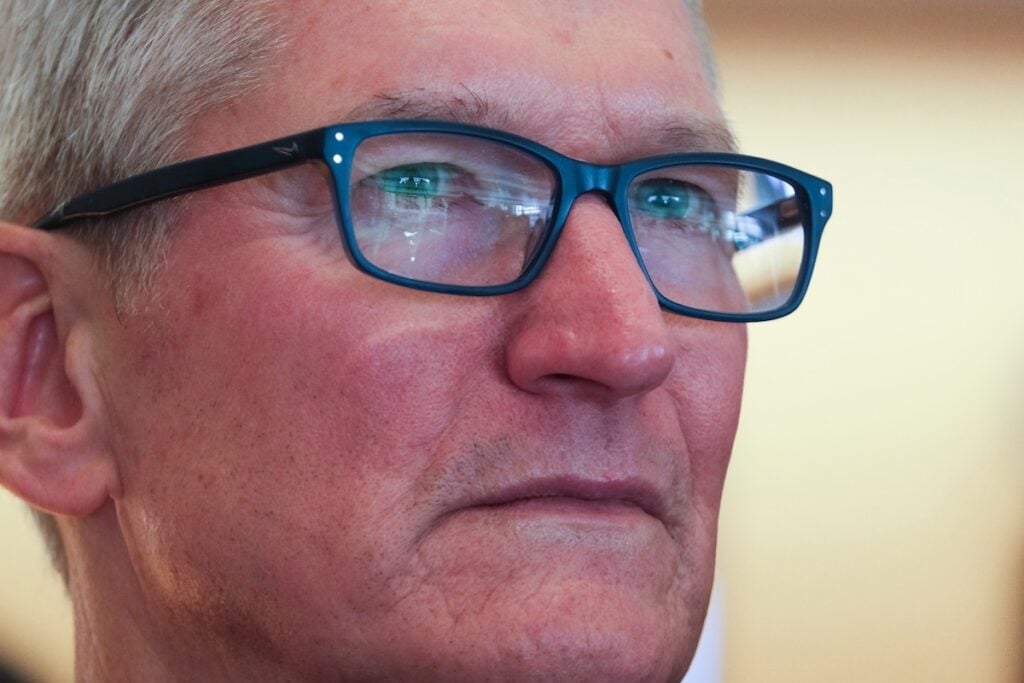 Tim Cook's Exit Mirrors Jeff Bezos' Amazon Move — Real Test For New Apple CEO John Ternus Starts Now