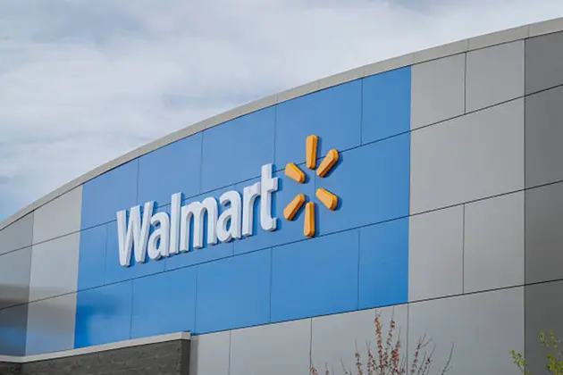 Walmart slips after Oppenheimer warns on near-term setup