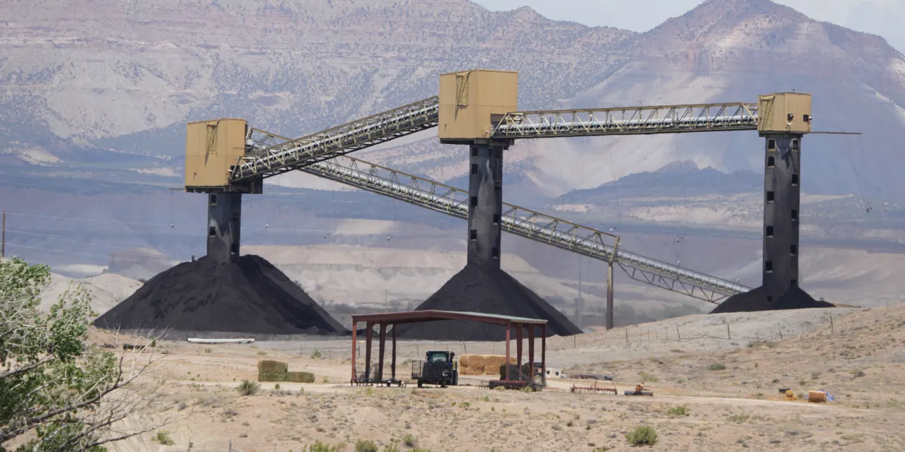 Berkshire Hathaway’s Big Utility Business Could Be Worth Close to $100 Billion