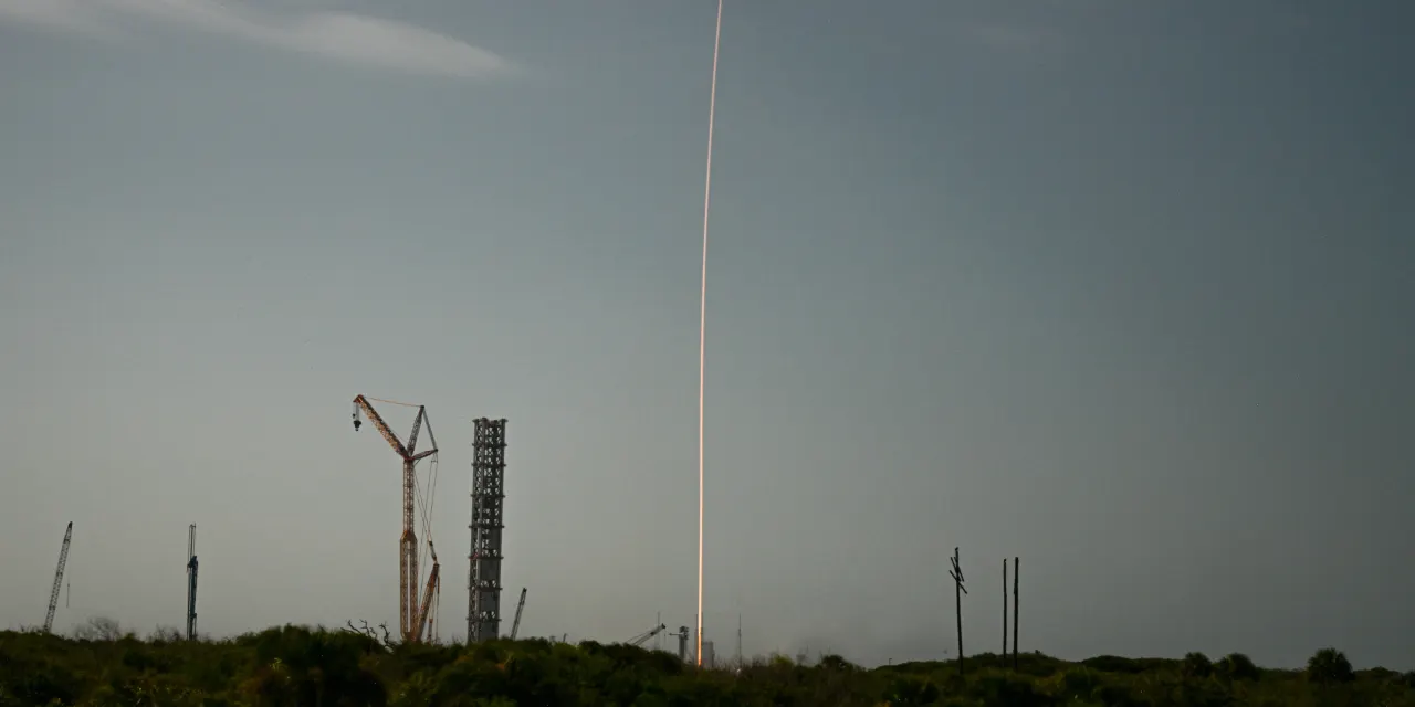 SpaceX Launched a Satellite Repair Mission. Why It Points to a New Growth Opportunity.