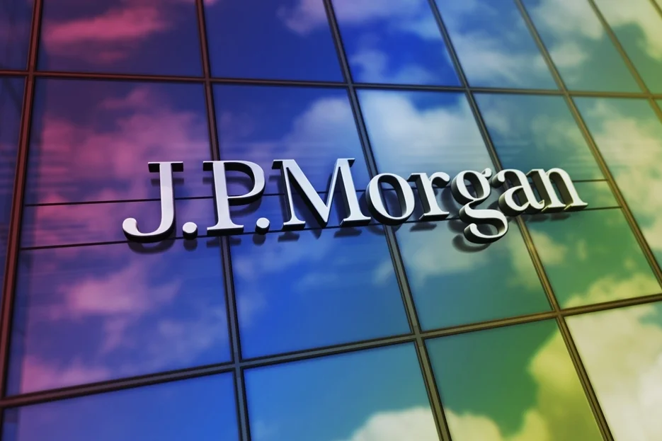JPMorgan Tokenizes Private Equity Fund As JPM Targets Key $312 Level