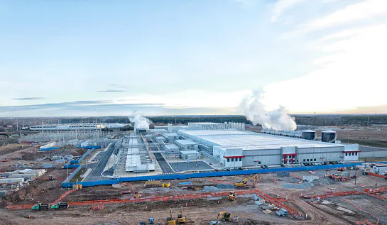 By 2030, AI data centers could take a bigger share of CO₂ emissions than flights do currently