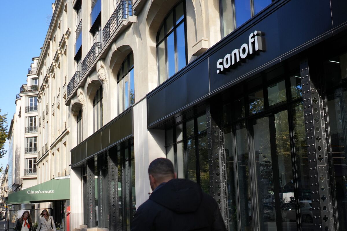 Sanofi Buys Dynavax for $2.2 Billion to Boost Vaccine Lineup