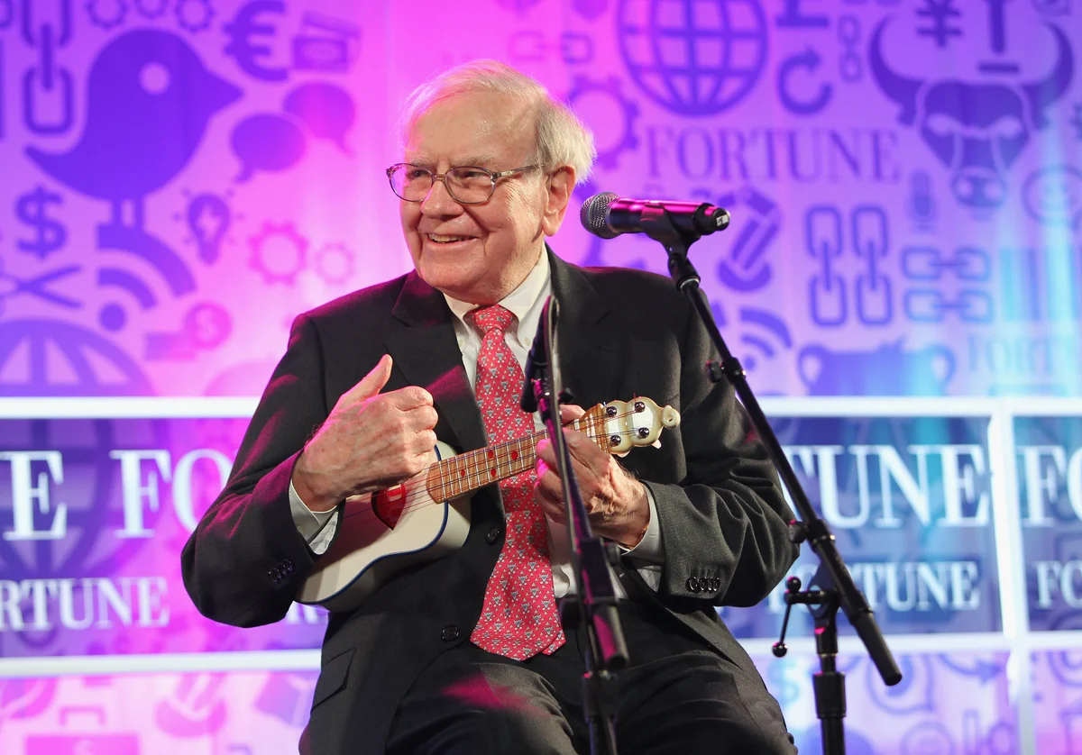 End of an Era: 3 Investment Lessons from Warren Buffett That Every Investor Should Follow