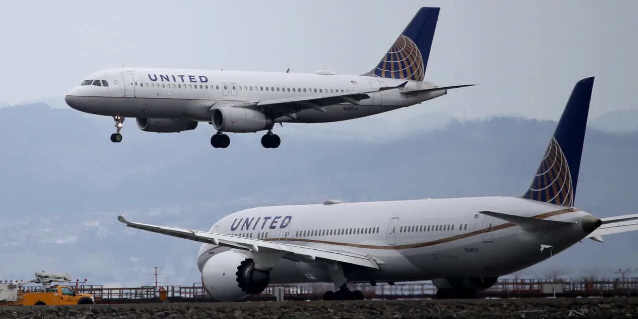 United Unveils ‘Relax Row’ Couch Seats. Why Airline Investors Can Rest Easier Now.