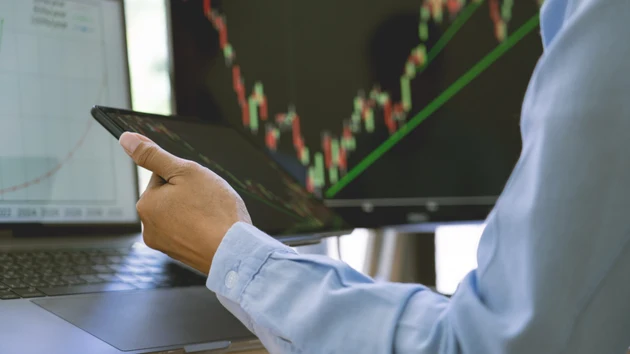 Interactive Brokers' daily revenue trades rise 53% Y/Y, 6% M/M in June