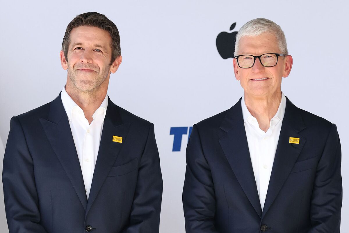 Apple’s 2,275% Gain Under Tim Cook Is A Tough Act for John Ternus to Follow