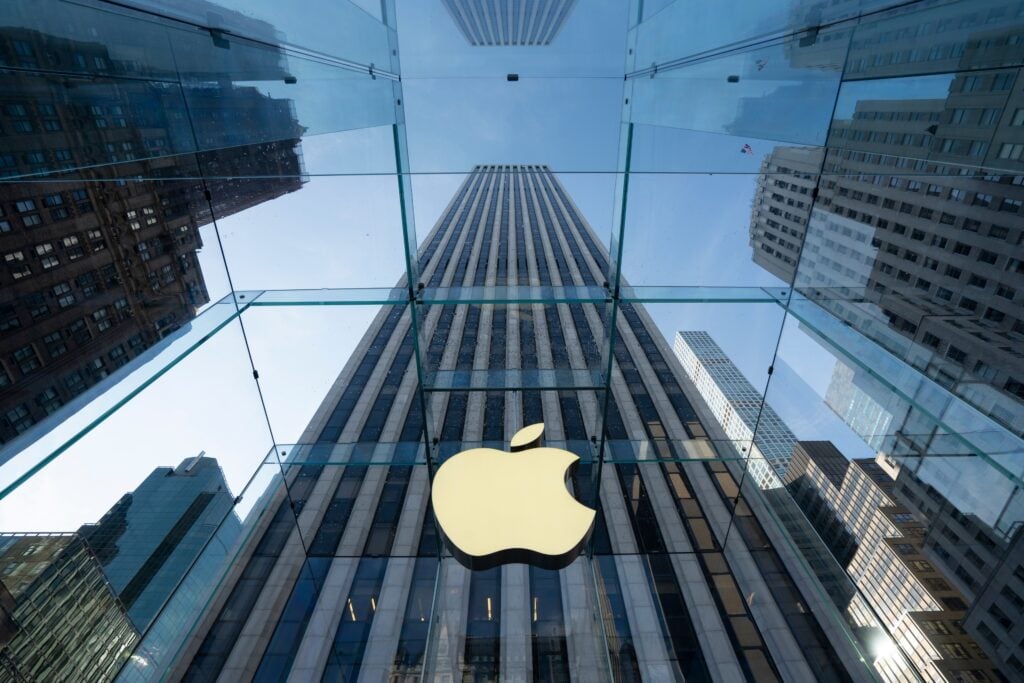 Apple Should Acquire Disney, Robinhood, Uber or these Companies, All-In Podcast Host Says