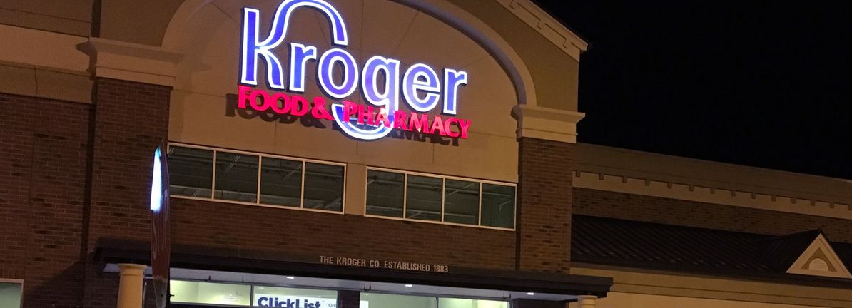 Insiders At Kroger Sold US$1.4m In Stock, Alluding To Potential Weakness