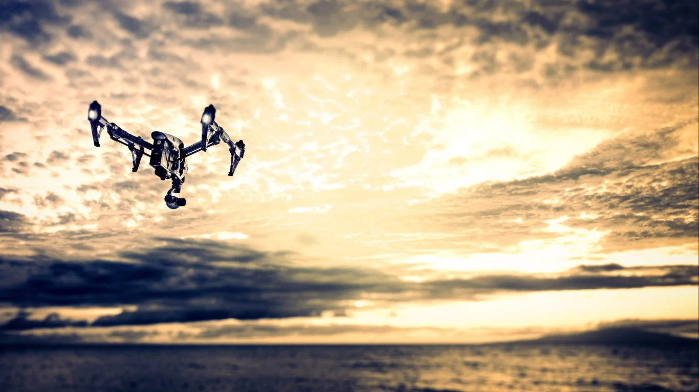 Unusual Machines Soars 22%, Red Cat Climbs 8%, Ondas Gains 4% on Trump's 100% Drone Tariff