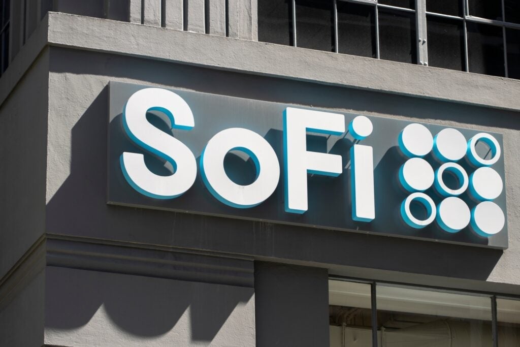 SoFi Stock Surges Monday: What's Driving the Post-Earnings Rebound?