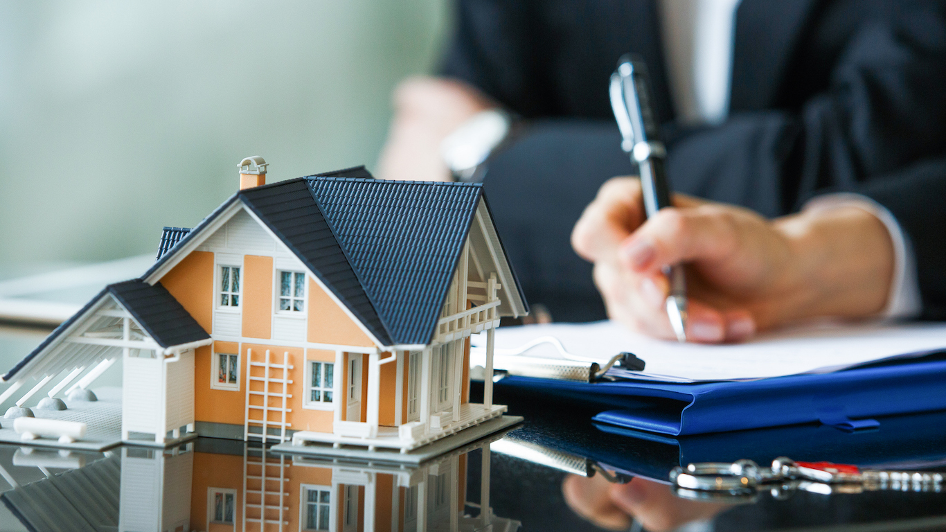 The Hidden Cost of Homeownership: Why Staying Loyal to Your Insurer Could Be an Expensive Mistake