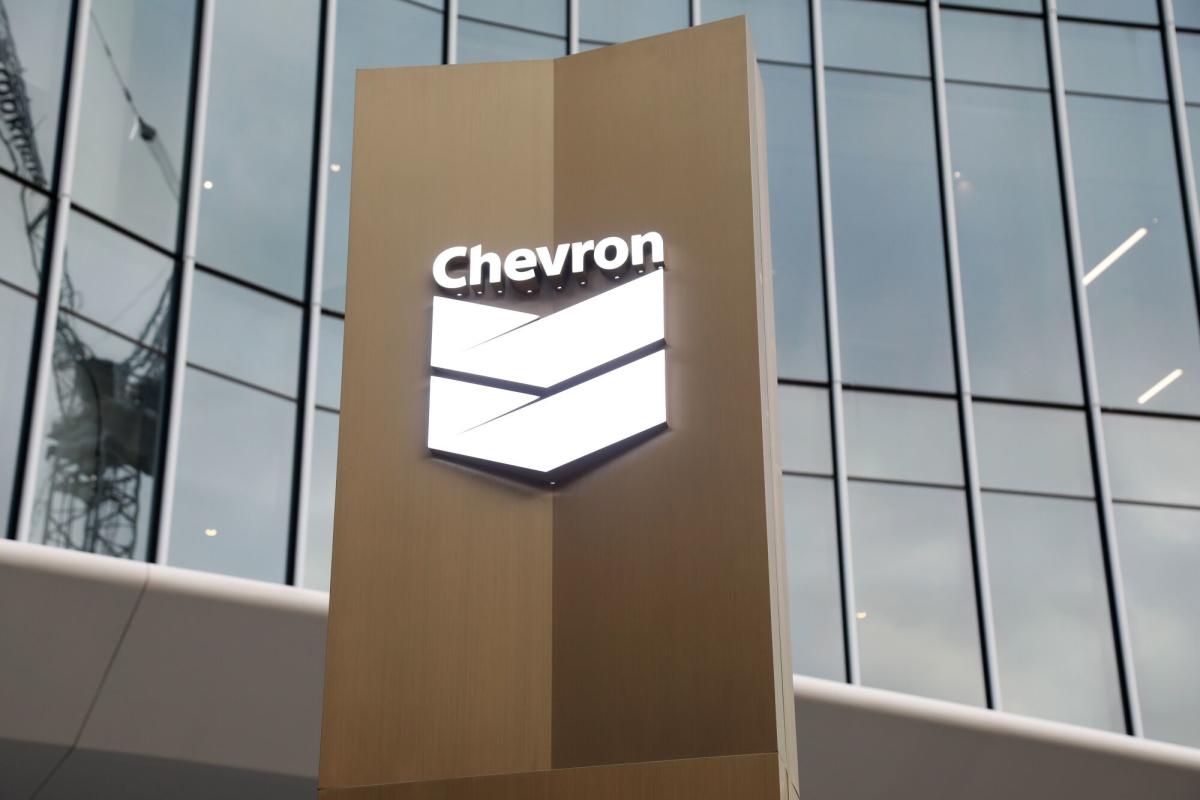 Hess Investors Advised by Glass Lewis to Back Chevron Deal