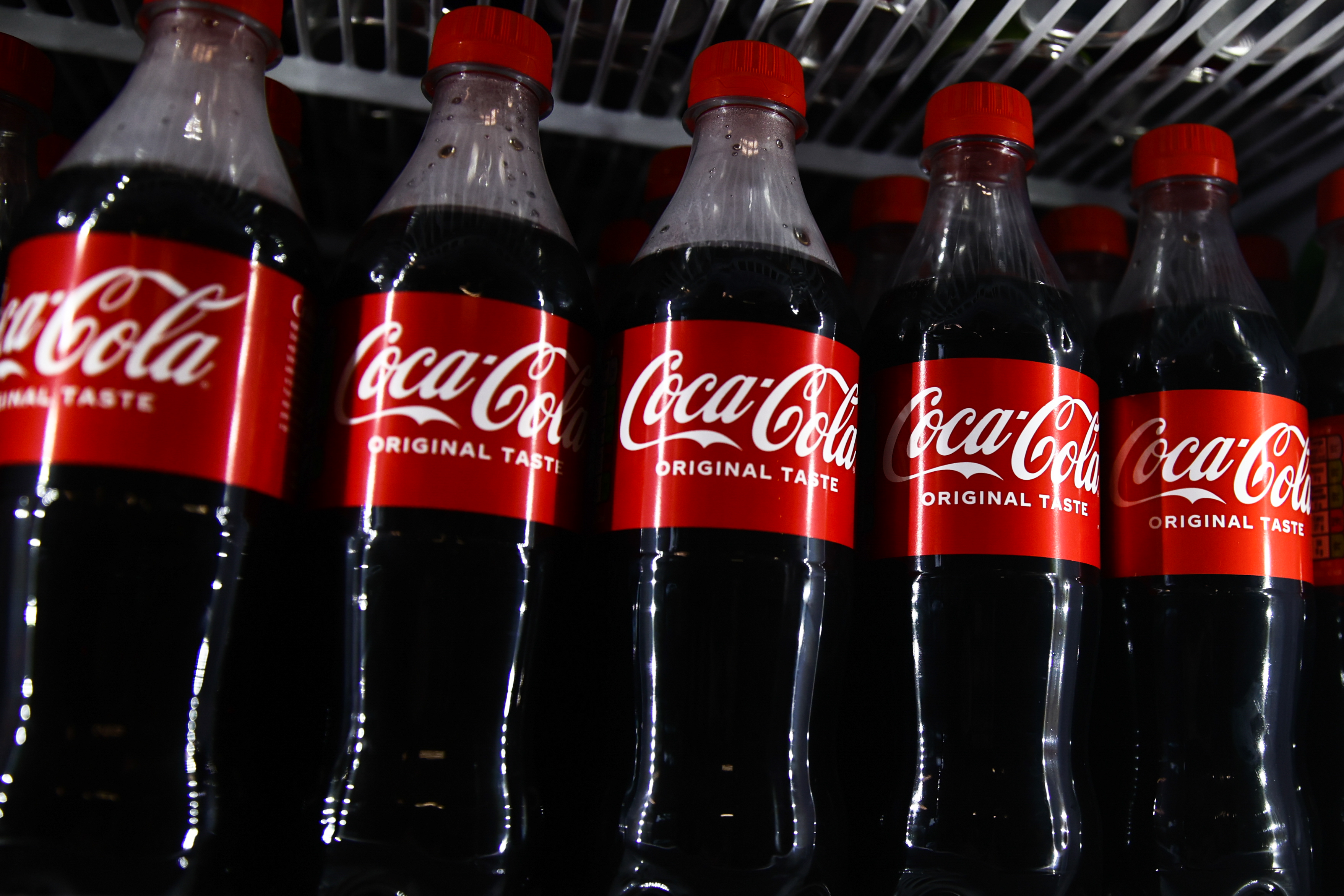 Here's How Many Shares of Coca-Cola Stock You'd Need for $10,000 in Yearly Dividends