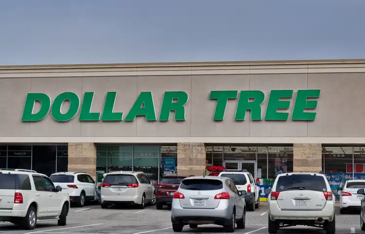 Dollar Tree set for a comeback despite challenges from Family Dollar