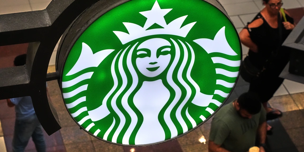 Starbucks Targets Hundreds of Cafes in New Round of Closures
