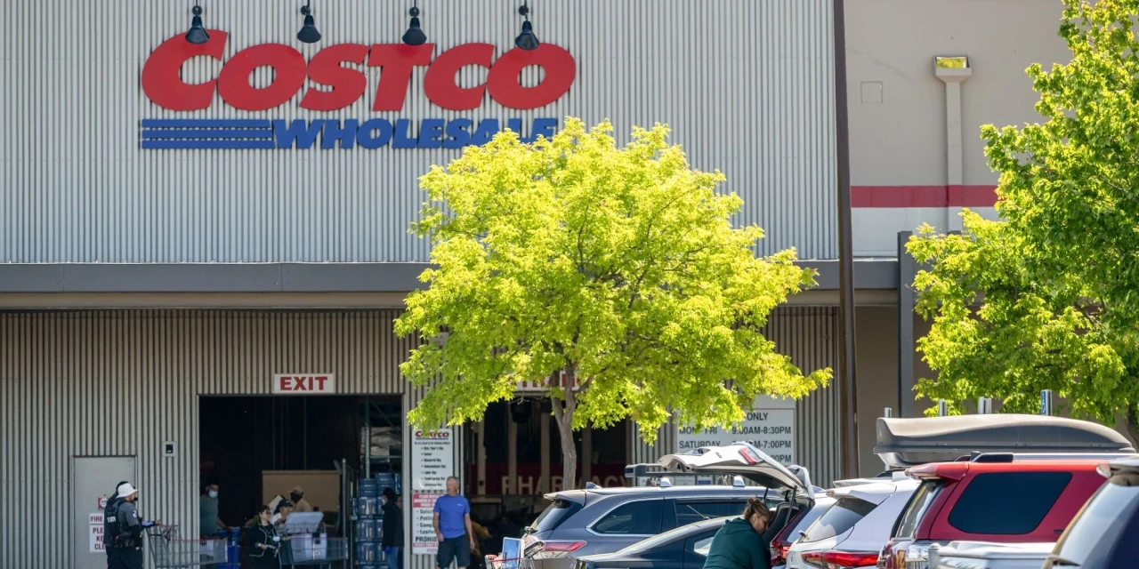 Costco Reports Higher Fourth-Quarter Profit as Sales, Membership Fees Rise