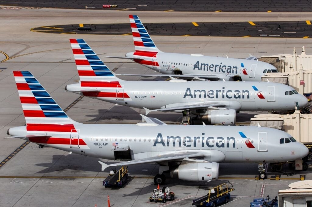 Why Is American Airlines Stock Falling on Monday?