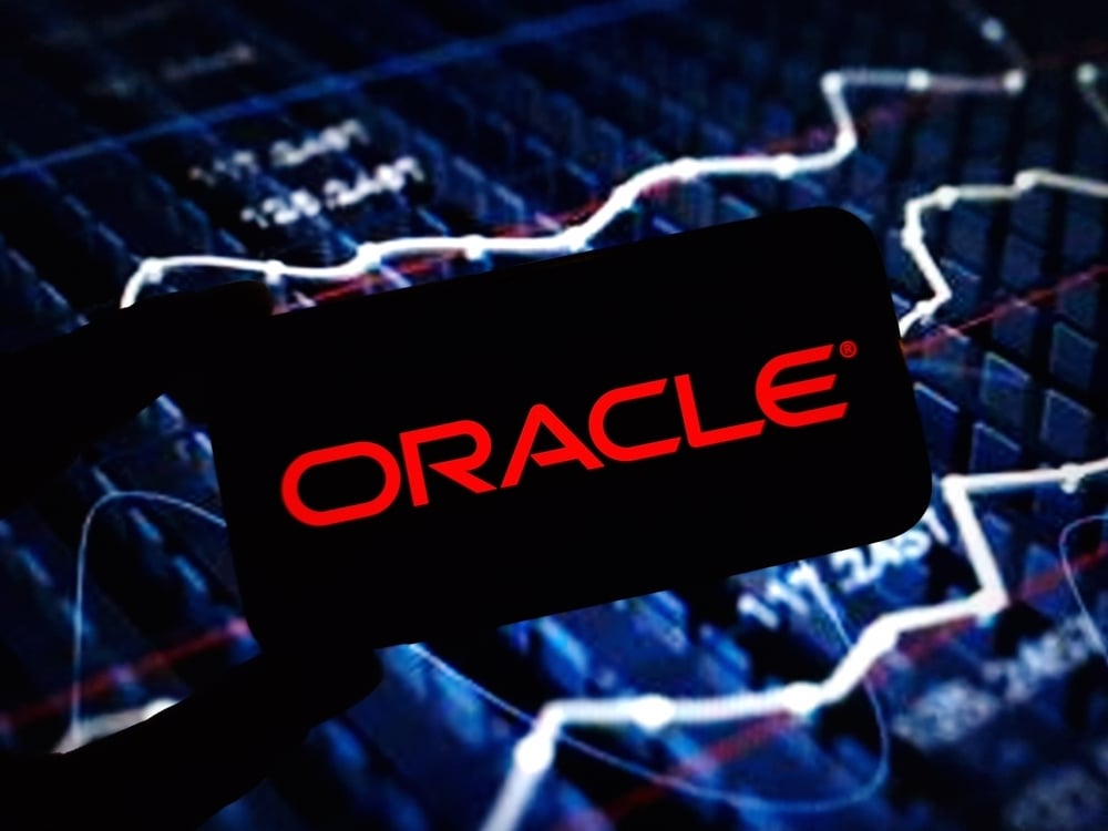Oracle, Alphabet, Valero Energy And More On CNBC’s ‘Final Trades’