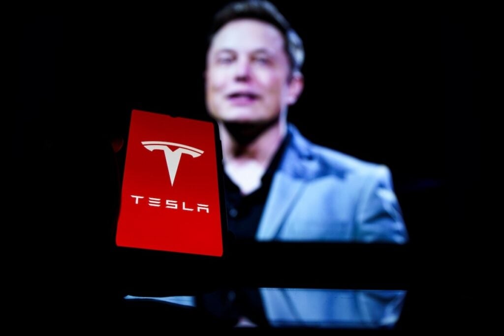 Ross Gerber Says Tesla's FSD 'Almost' Caused an Accident While Passing Emergency Vehicles: 'Still Has Major Issues'