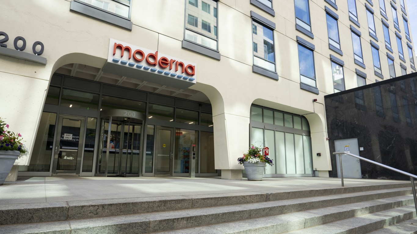 Moderna Just Crushed Estimates While Everyone Was Looking the Other Way