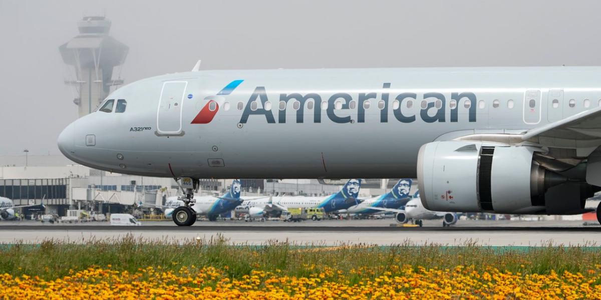 American Airlines Stock Dips After Quarterly Loss, Upbeat Guidance