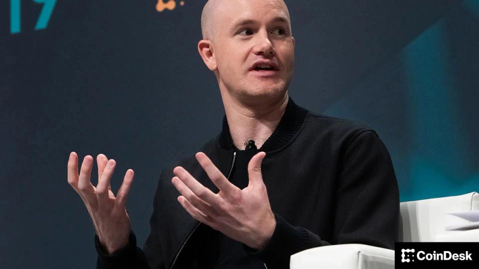 Coinbase stock drops 4% after surprise 1Q miss as crypto trading slows