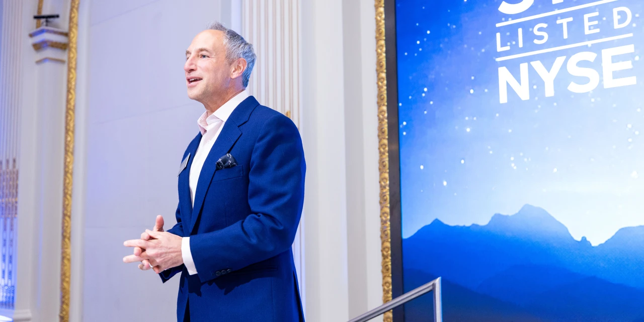 Constellation Brands’ New Chief Wants to Win the Pool Cooler