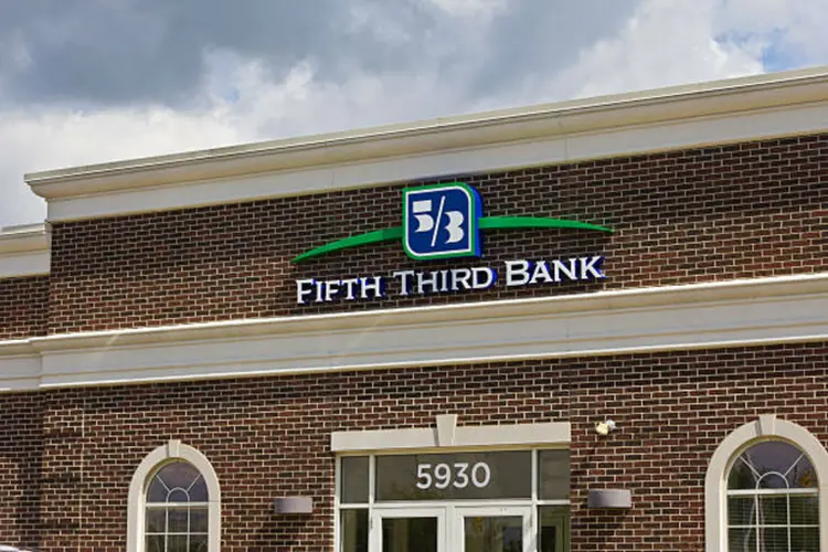 Fifth Third upgraded to Overwight at Morgan Stanley on 'compelling' Comerica deal