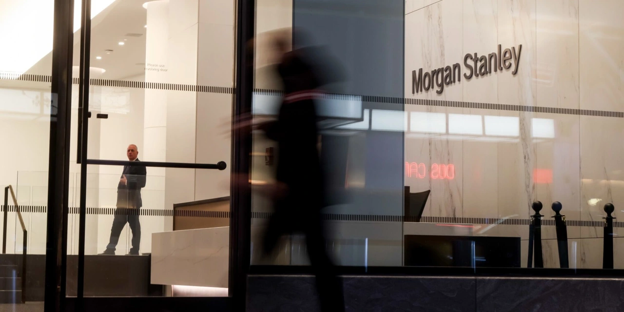 Morgan Stanley Bankers Were Pressured to Approve Mortgages for Wealthy Clients