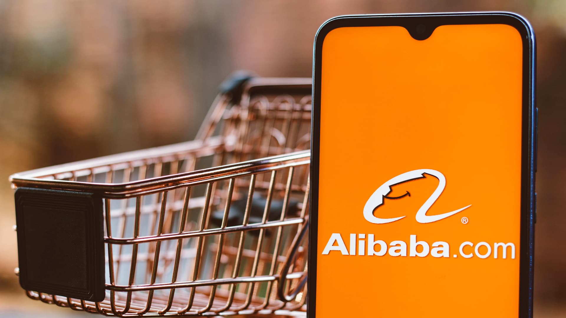 Analysts name 4 alternatives to Alibaba in China's tech sector - CNBC